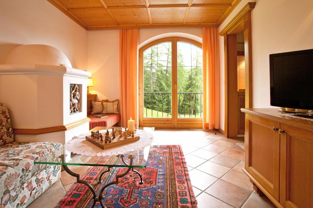 Hotel Laerchenhof Natur Seefeld in Tirol Habitación foto